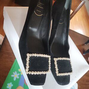 ROGER VIVIER Trompette black suede pumps with crystal Buckle, size 37